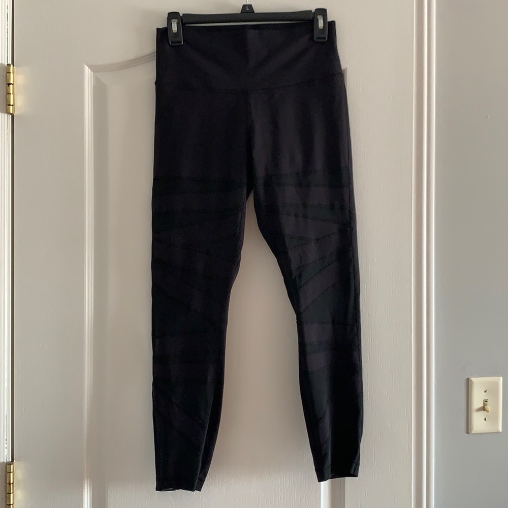 Lululemon mesh leggings